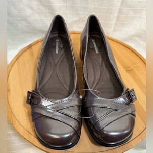 Naturalizer Women's Flats in Dark Brown